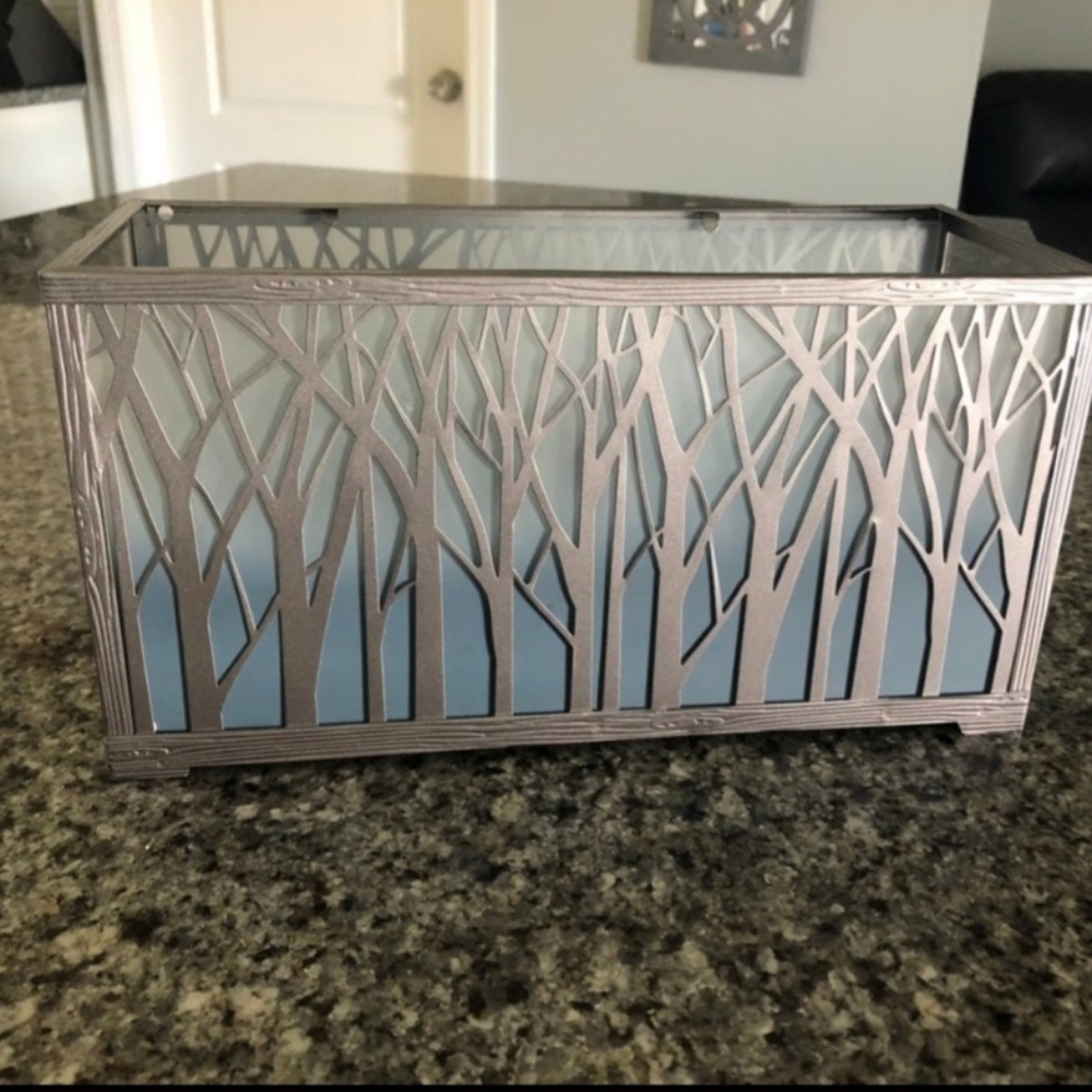Metal Yankee Candle Holder